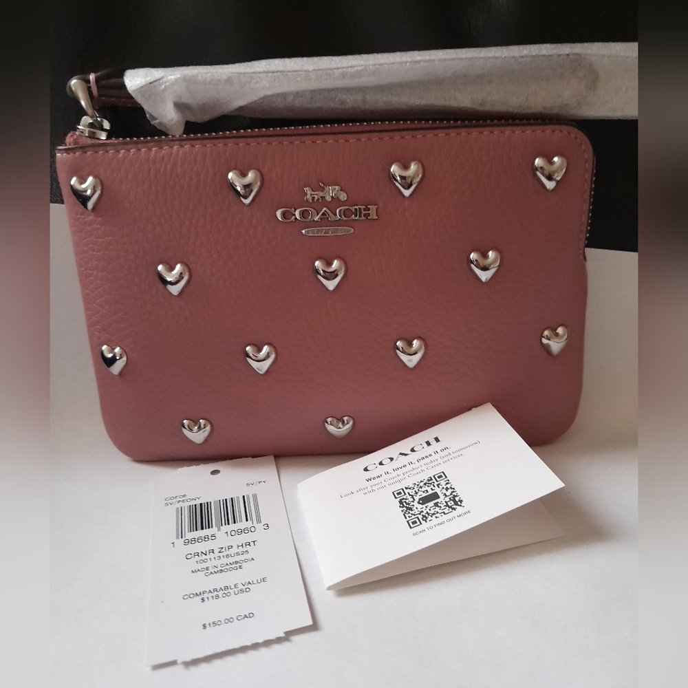 New Coach Wristlet With Hearts Rivets New With Tags In Peony Color 💕 - Picture 2 of 8